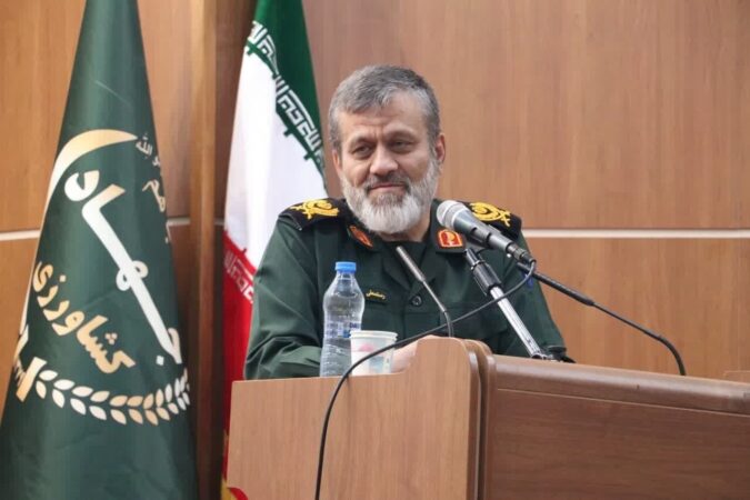 خبرنگاران، لشکر بیدار ملت بزرگ ایران هستند/مؤثرترین میدان نبرد که پیروز از آن بیرون آمدیم میدان رسانه است
