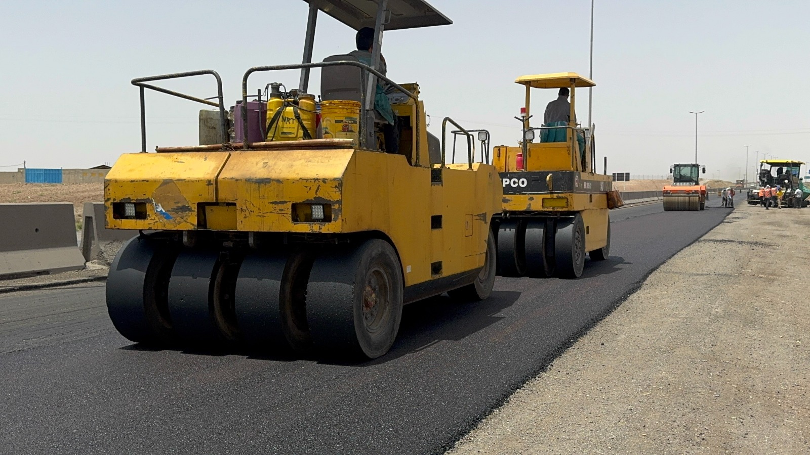 پس از سالها توقف؛ ۴۵ کیلومتر از محور قدیم قزوین-رشت بهسازی شد