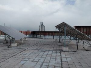 شرکت آبفای استان قزوین به توان تولید سالانه ۷۰ هزارکیلووات برق خورشیدی دست یافت 