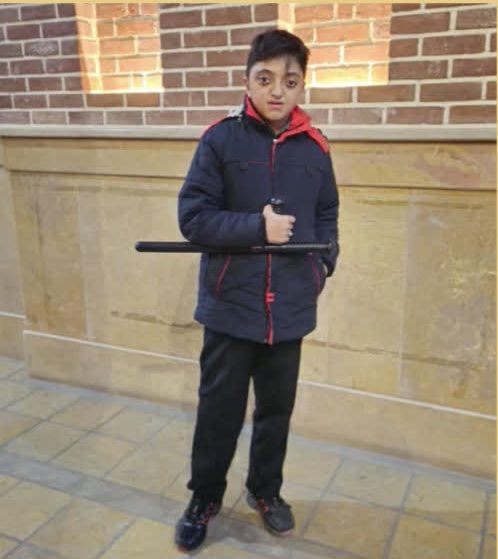 خوش درخشی یک عضو کانون استان قزوین در بیست و نهمین دورۀ مسابقات کشوری رباتیک نادکاپ چمران