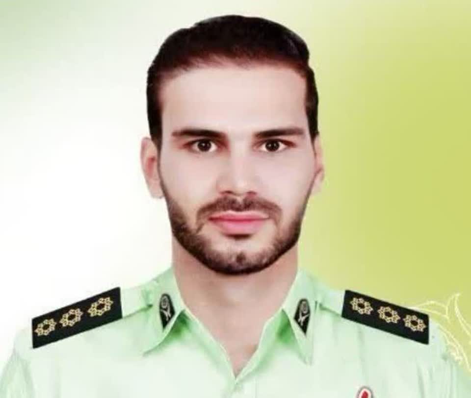 پیکر مطهر شهید مرتضی کشاورز راد تشییع می‌شود