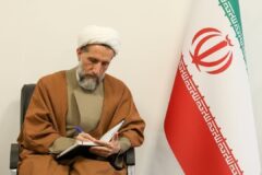 از هرگونه اتهام‌زنی نسبت به مسؤولان کشوری بپرهیزیم/مراقب فریب نیرنگ دشمن در جنگ رسانه ای باشیم