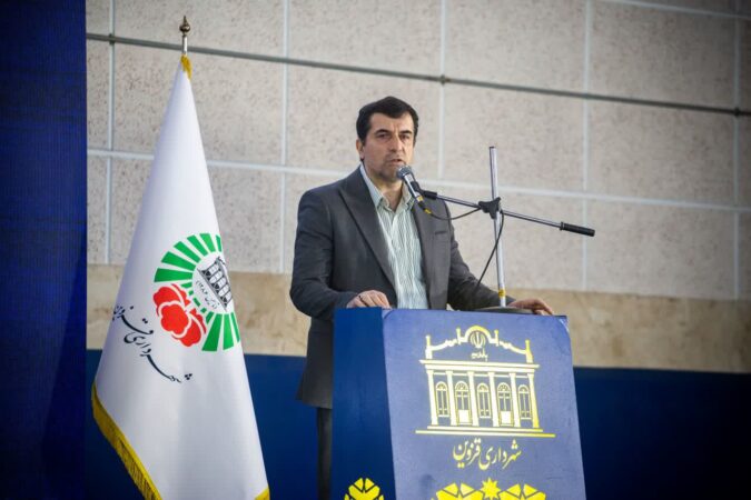 قزوین؛ پیشگام هوشمندسازی حمل‌ونقل با رکورد پرداخت کرایه بدون رمز و مبلغ
