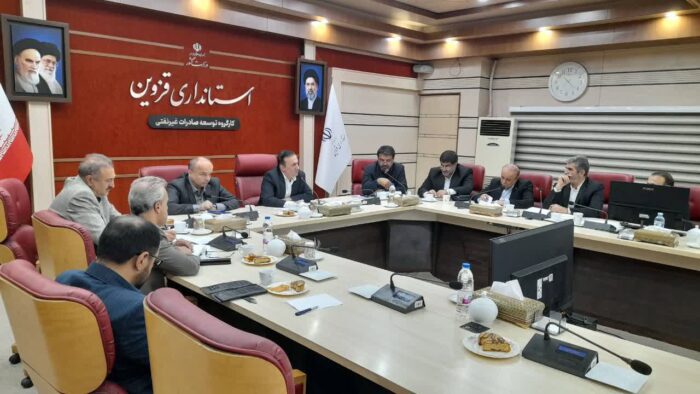 مدیرکل صمت قزوین مسئول راهبری توسعه صادرات غیرنفتی در سن‌پترزبورگ روسیه شد