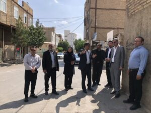 بازدید میدانی فرماندار، شهردار و شورای شهر آبیک از عملیات بازگشایی معابر خیابان ۴۵ متری بنیاد و انتهای مطهری