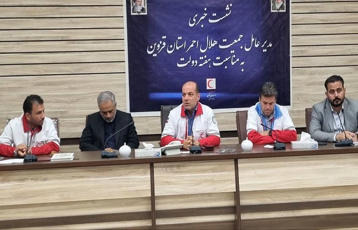 هلال احمر قزوین برای اولین بار در اربعین حسینی عهده دار درمانگاه های اصلی بود/۶ دستگاه آمبولانس به جمعیت هلال احمر قزوین اضافه شد